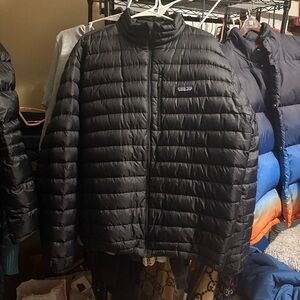 Patagonia Men's Classic Black Puffer Jacket